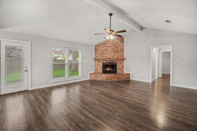 2313 Goodrich Street, Pearland, TX 77581