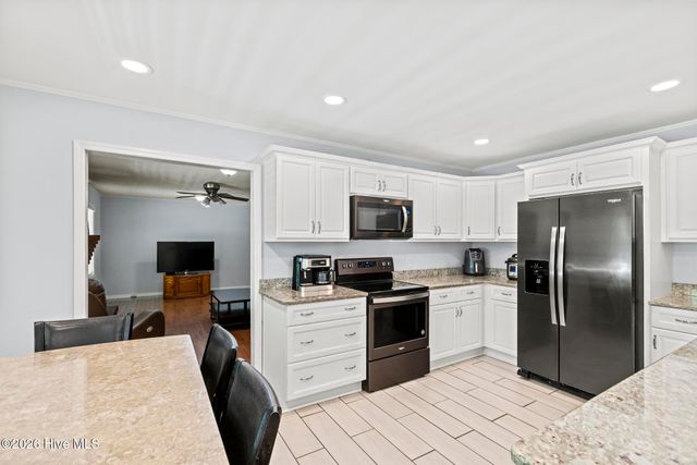 118 S Belvedere Drive, Hampstead, NC 28443