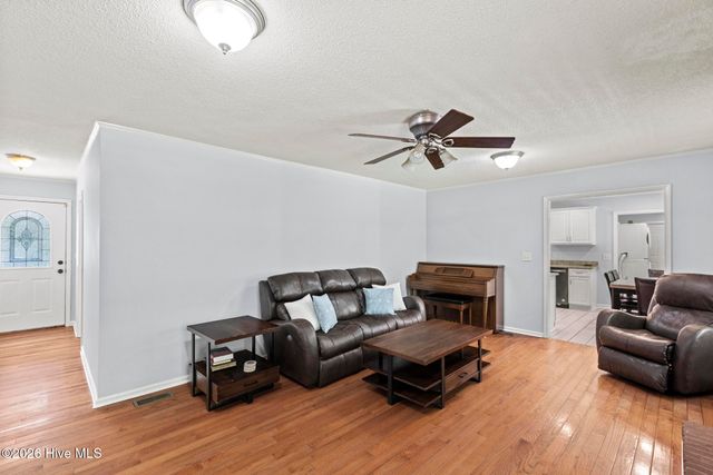 118 S Belvedere Drive, Hampstead, NC 28443