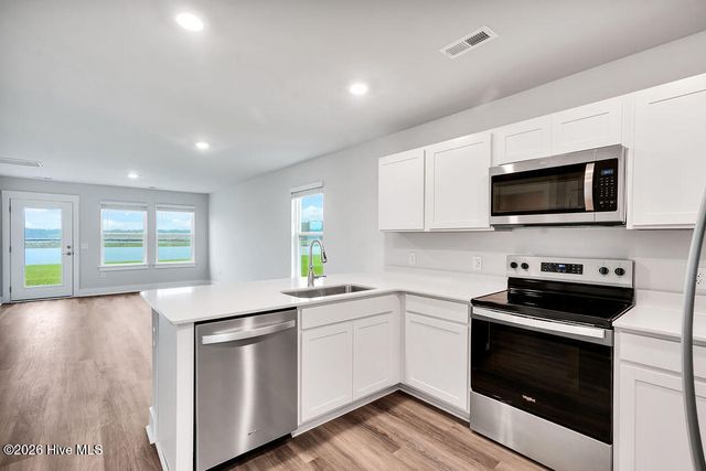 4338 Majesty Drive Unit 357, Castle Hayne, NC 28429