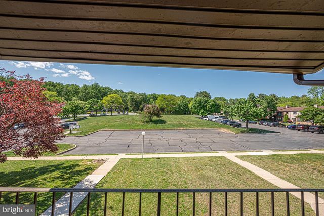 239 BISHOP DR, Aston, PA 19014