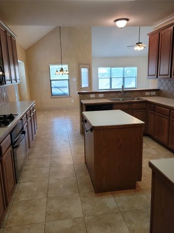 8201 Olympia Drive, Mckinney, TX 75072