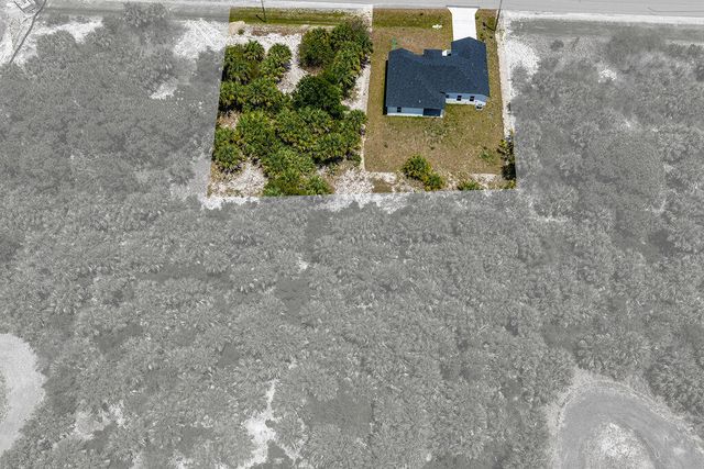 2392 SW Madden Ave Avenue, Palm Bay, FL 32908