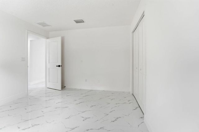2392 SW Madden Ave Avenue, Palm Bay, FL 32908