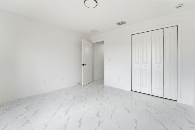 2392 SW Madden Ave Avenue, Palm Bay, FL 32908