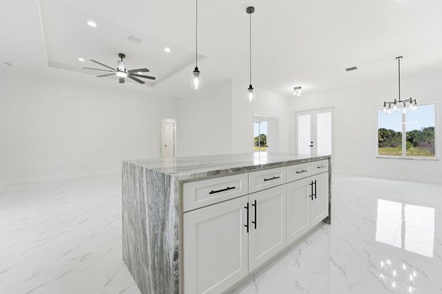 2392 SW Madden Ave Avenue, Palm Bay, FL 32908