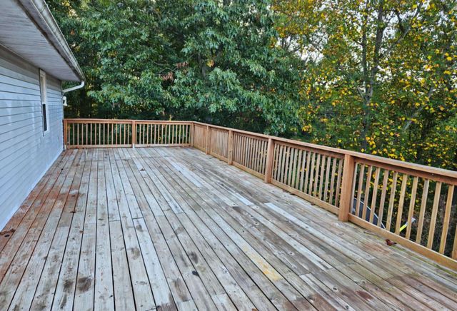 3710 Oakview Drive, Huntington, WV 25701