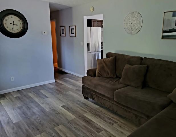 3710 Oakview Drive, Huntington, WV 25701