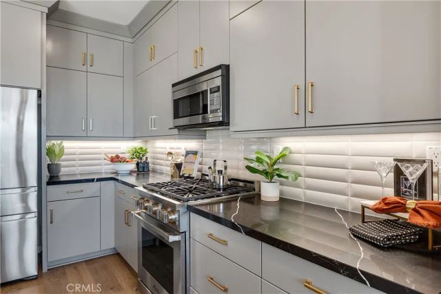 28504 Wildflower Terrace, Castaic, CA 91384