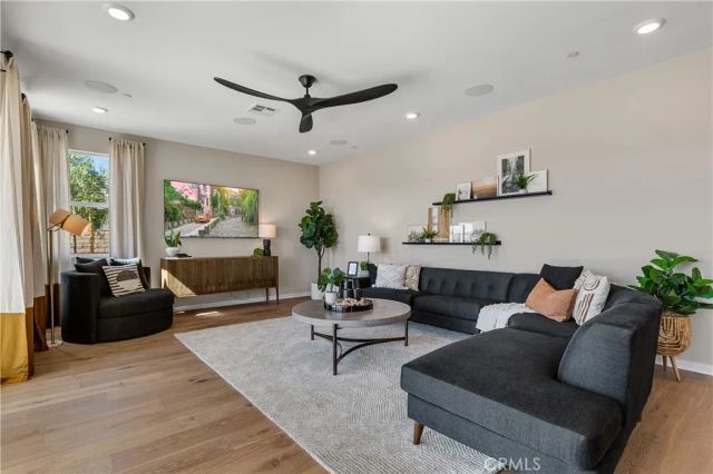 28504 Wildflower Terrace, Castaic, CA 91384