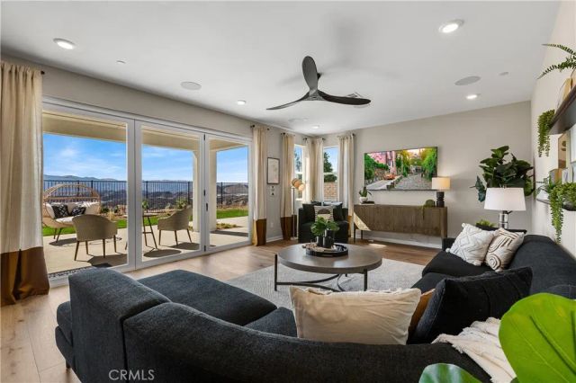 28504 Wildflower Terrace, Castaic, CA 91384