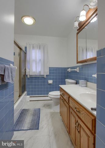 4209 VALLEY RD, Harrisburg, PA 17112