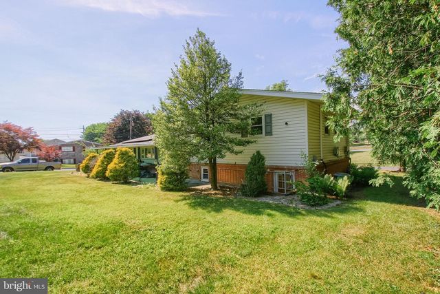 4209 VALLEY RD, Harrisburg, PA 17112