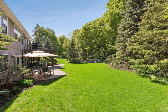 14 Beebe Avenue, Mendota Heights, MN 55118