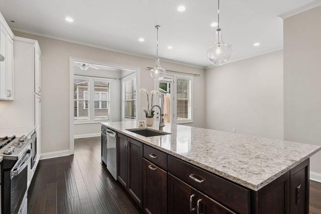 7012 Seneca Court, Roswell, GA 30076