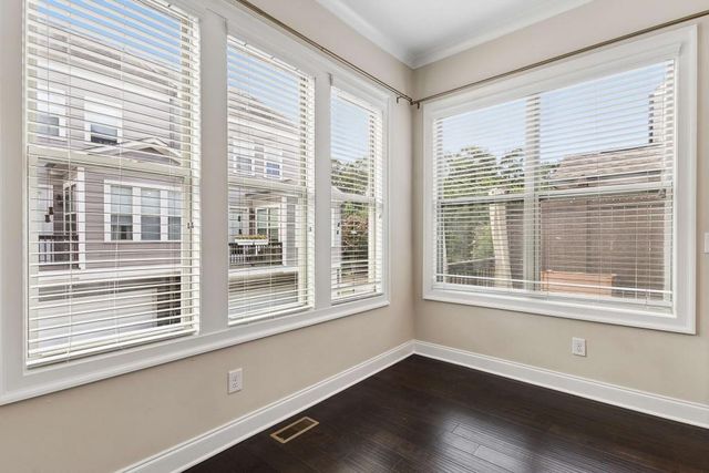 7012 Seneca Court, Roswell, GA 30076