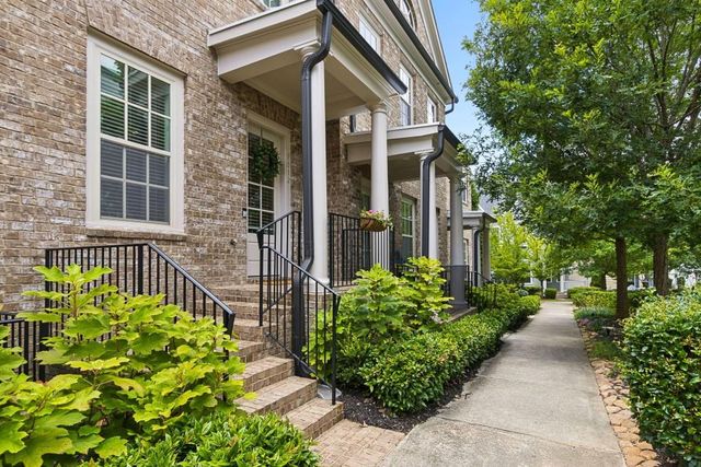 7012 Seneca Court, Roswell, GA 30076