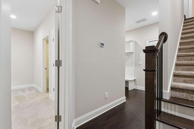 7012 Seneca Court, Roswell, GA 30076