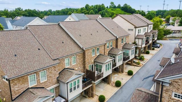 7012 Seneca Court, Roswell, GA 30076