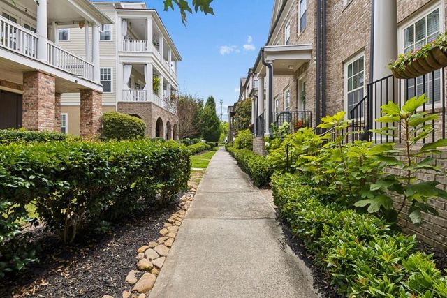 7012 Seneca Court, Roswell, GA 30076