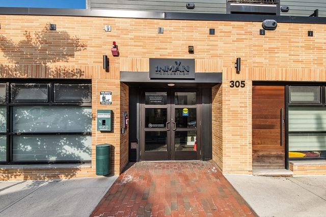 305 Webster Ave 104, Cambridge, MA 02141