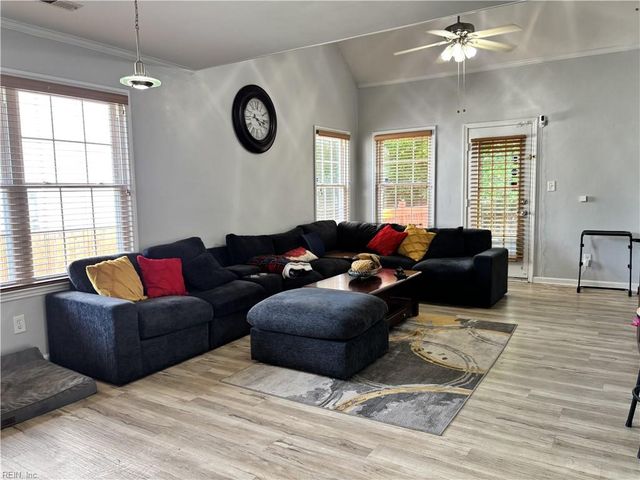 102 Elmington WAY, Suffolk, VA 23434