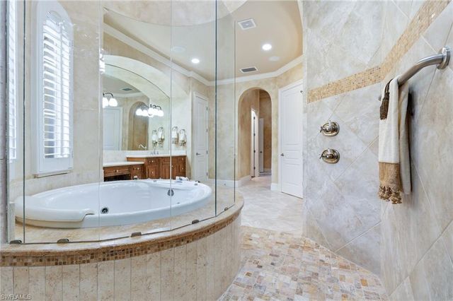 20421 Chapel TRCE, Estero, FL 33928