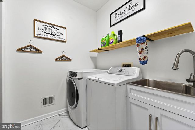 108 NORFOLK CT, Winchester, VA 22602