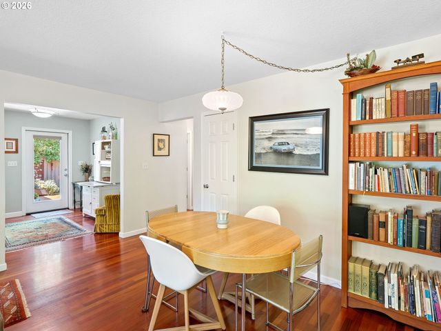 3145 N WATTS St, Portland, OR 97217