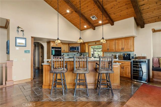 865 Marin, Lake Arrowhead, CA 92352
