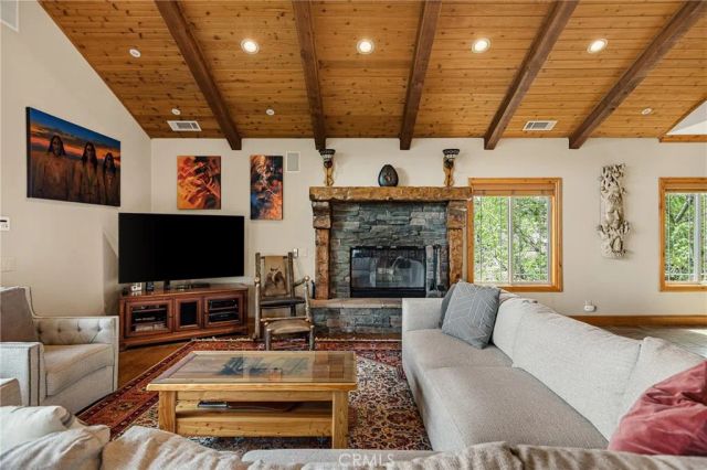 865 Marin, Lake Arrowhead, CA 92352