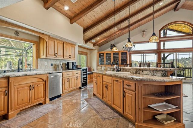 865 Marin, Lake Arrowhead, CA 92352