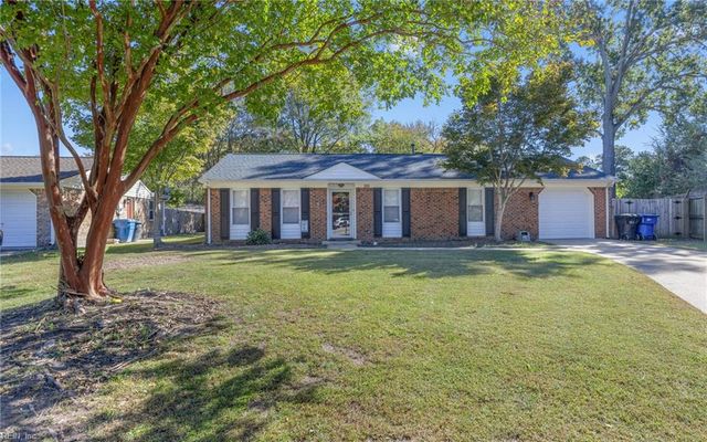 390 Phyllis CT, Virginia Beach, VA 23452