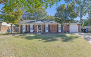 390 Phyllis CT, Virginia Beach, VA 23452