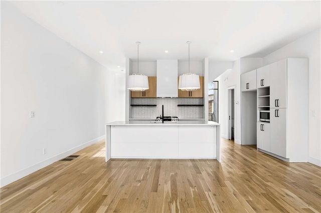 816 Berne SE Street 4, Atlanta, GA 30316