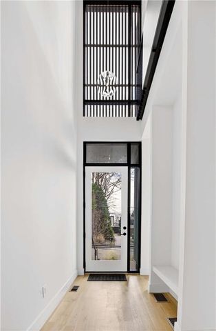 816 Berne SE Street 4, Atlanta, GA 30316