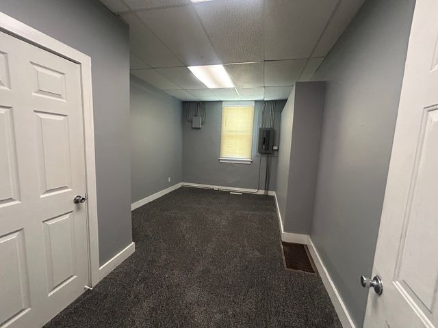 2047 W 6th Street, Davenport, IA 52802