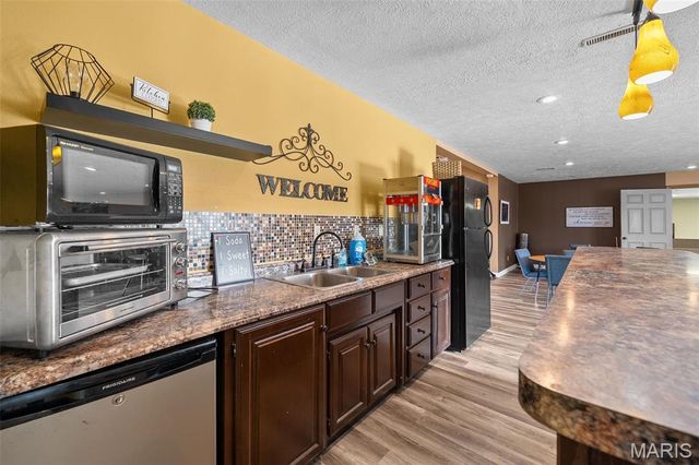 25715 Highway 17 25625, Waynesville, MO 65583