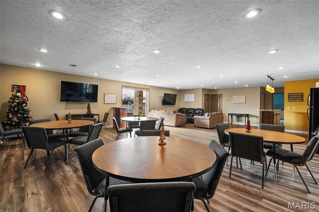 25715 Highway 17 25625, Waynesville, MO 65583