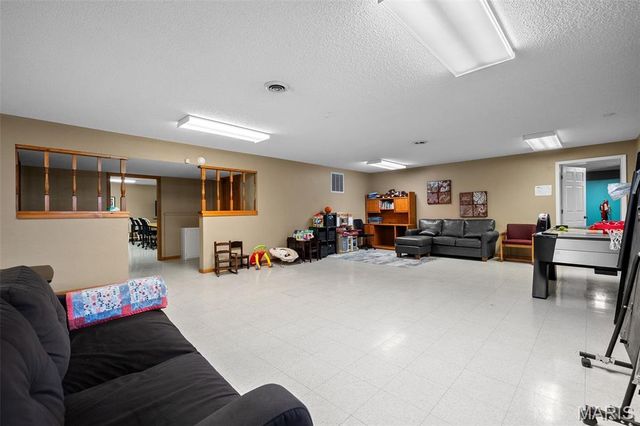 25715 Highway 17 25625, Waynesville, MO 65583