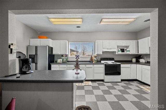 25715 Highway 17 25625, Waynesville, MO 65583