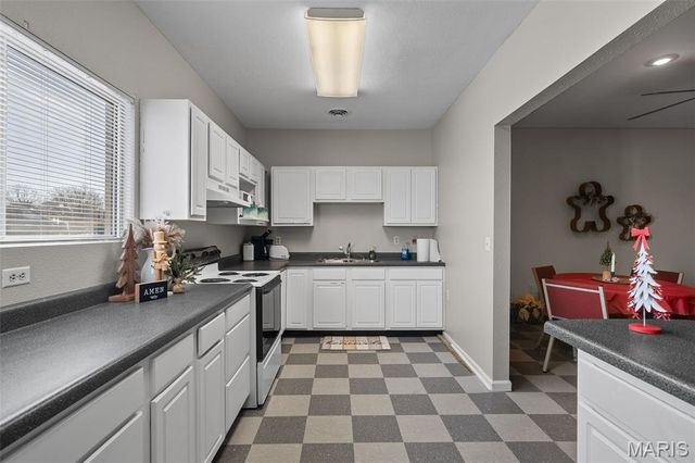 25715 Highway 17 25625, Waynesville, MO 65583