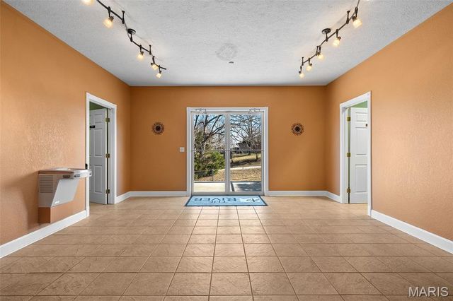 25715 Highway 17 25625, Waynesville, MO 65583