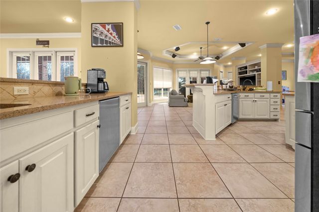 264 C R 1431, Jacksonville, TX 75766