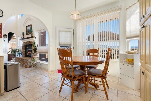 10432 Chandler Drive NW, Albuquerque, NM 87114