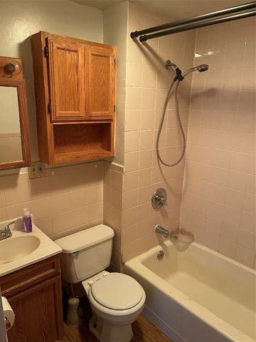 1146 W 5TH Street, Erie, PA 16502