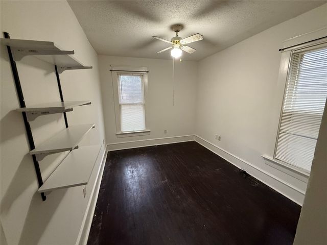 1146 W 5TH Street, Erie, PA 16502