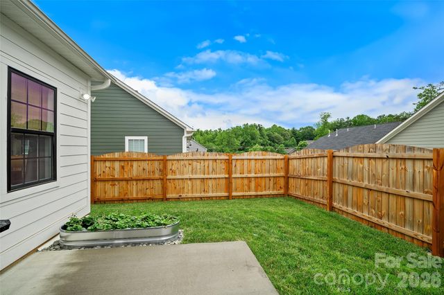 12 S Christie Court, Fletcher, NC 28732