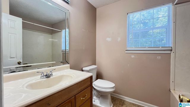 210 CRAWFORD DRIVE, Springville, AL 35146