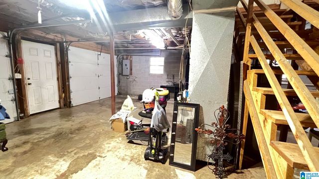 210 CRAWFORD DRIVE, Springville, AL 35146